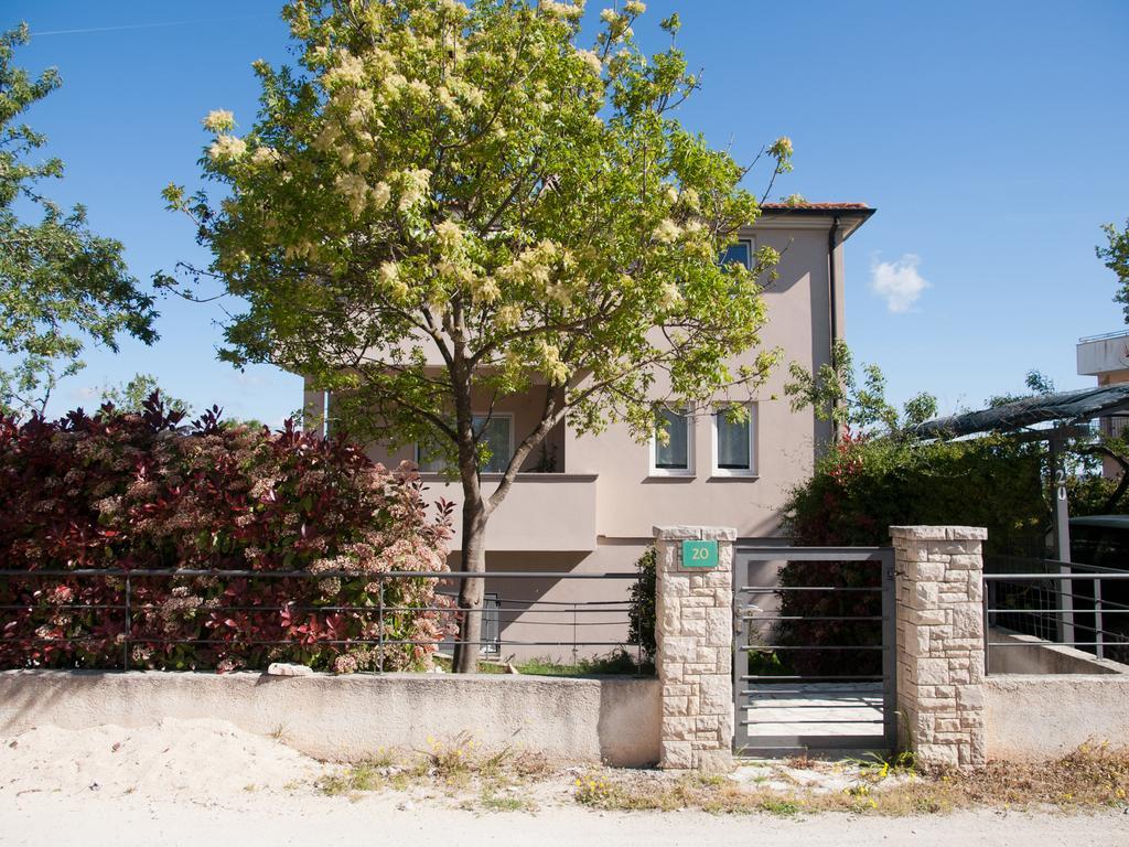 PUY Apartments Pino מראה חיצוני תמונה